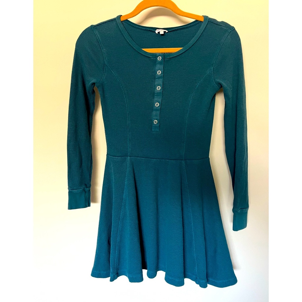 SPLENDID girl’s blue dress.